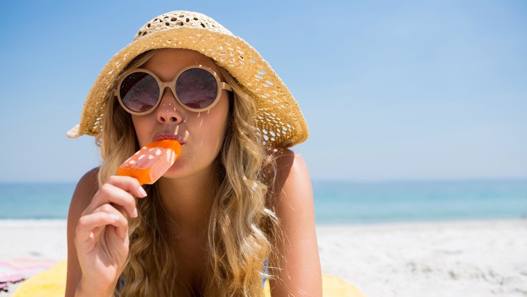 5 idej za slastne in zdrave prigrizke, ki jih lahko nesete na plažo (foto: Profimedia)