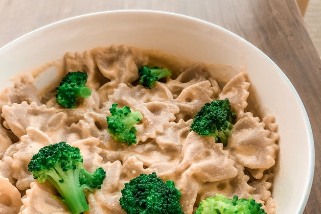 RECEPT: Veganski makaroni in sir