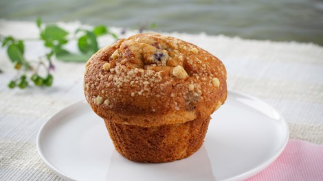 RECEPT: Borovničevi muffini, ki vas bodo zasvojili!