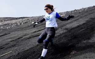 Ana Čufer po Triglavu postavila še svetovni rekord v spustu z aktivnega vulkana Etna!