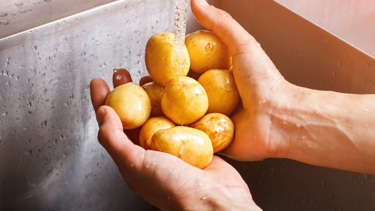Tako si krompirja iz pečice še niste privoščili (foto: Profimedia)