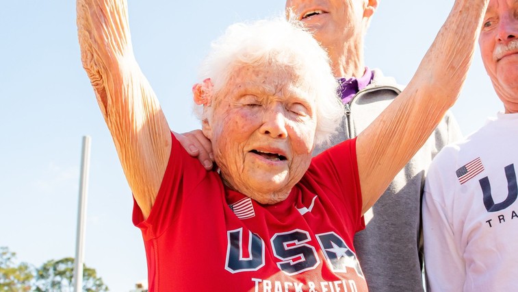"Želela sem manj kot minuto," pravi 105-letna tekačica, ki je postavila svetovni rekord v teku na 100 metrov (VIDEO) (foto: Profimedia)