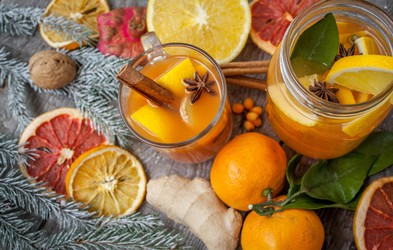 4 recepti za tople zimske smutije (brez sladkorja in z veliko vitaminov!)