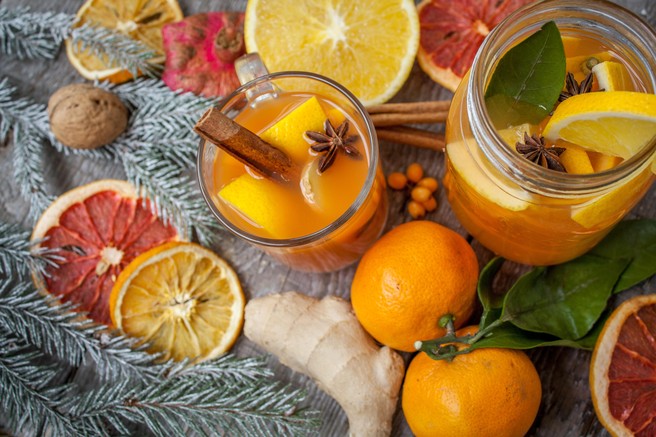 4 recepti za tople zimske smutije (brez sladkorja in z veliko vitaminov!)