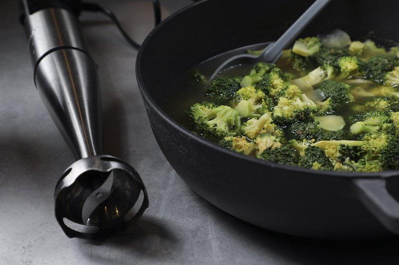 RECEPT: Enostavna in slastna brokolijeva juha (foto: Profimedia)