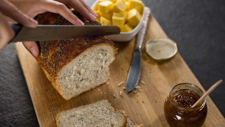 Kruh vam lahko pomaga pri hujšanju – RAZEN če delate te napake! (foto: Profimedia)