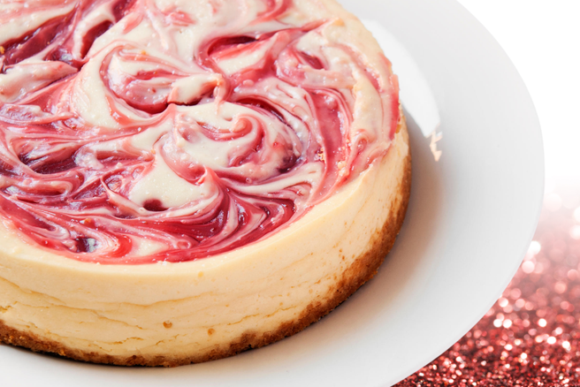 RECEPT: Imate doma puding? Še danes si pripravite to enostavno torto (brez peke)