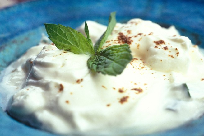 Tako pripravite najbolj kremast tzatziki, kar ste ga kdaj jedli