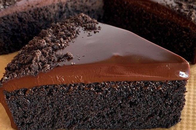 Recept: Za to božansko Oreo torto potrebujete le 3 sestavine (in 10 minut)
