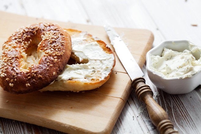 RECEPT: Specite te slastne kruhke (Potrebujete le tri osnovne sestavine in 20 minut!)
