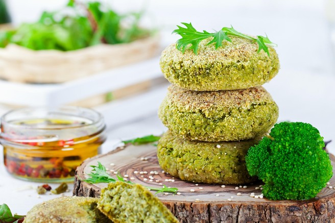 RECEPT: polpete z brokolijem in čičeriko