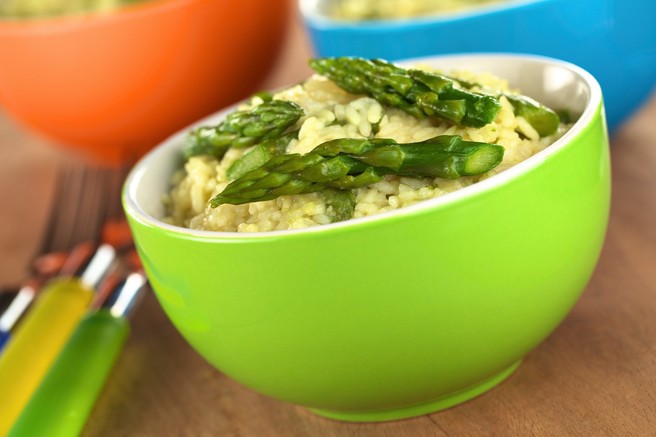 Kako pripraviti najboljšo ŠPARGLJEVO RIŽOTO? (recept)