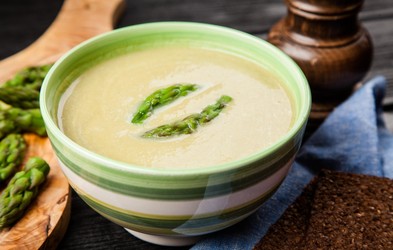 Kako pripraviti najboljšo špargljevo juho?