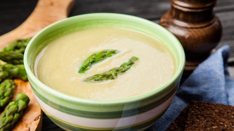 Kako pripraviti najboljšo špargljevo juho?
