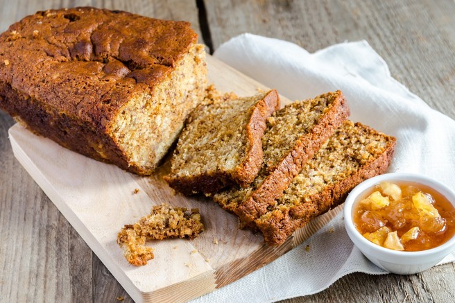 Slasten recept: Sočen bananin kokosov kruh