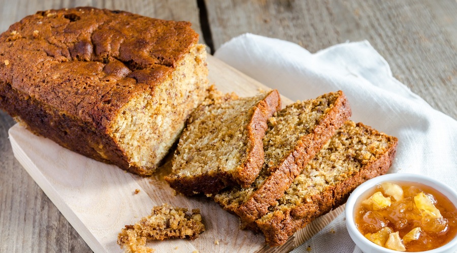 Slasten recept: Sočen bananin kokosov kruh (foto: Profimedia)