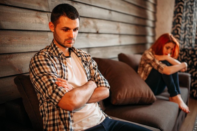 TAKO v razmerju prepoznate finančno nasilje!