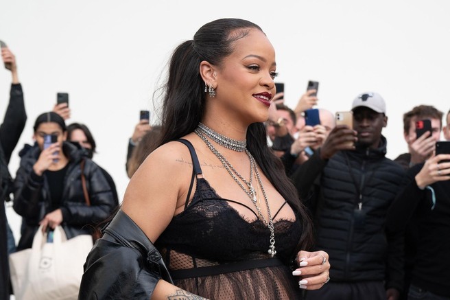 Rihanna je razkrila, kako skrbi za svojo kožo