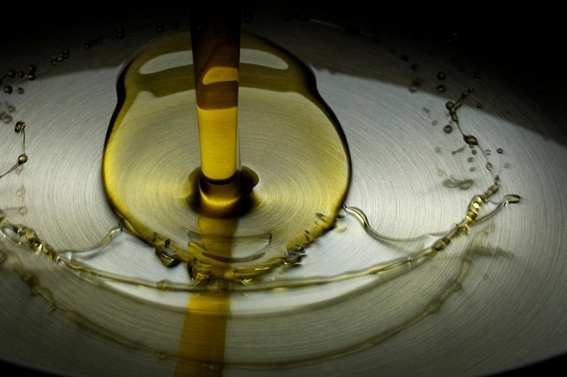 ZATO nikoli ne bi smeli ponovno uporabiti olja (foto: Profimedia)