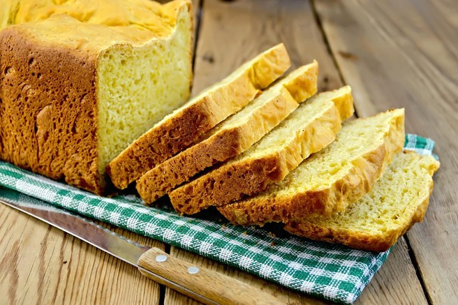 RECEPT: kako pripraviti priljubljen avokadov kruh?