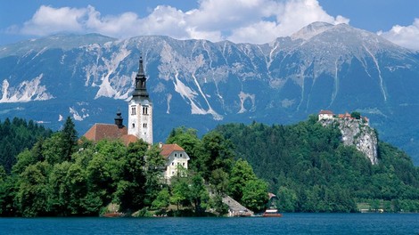V aprilu smo podrli REKORD v turističnih nočitvah - katere destinacije so najbolj priljubljene? (in ne, Bled ni med njimi!)