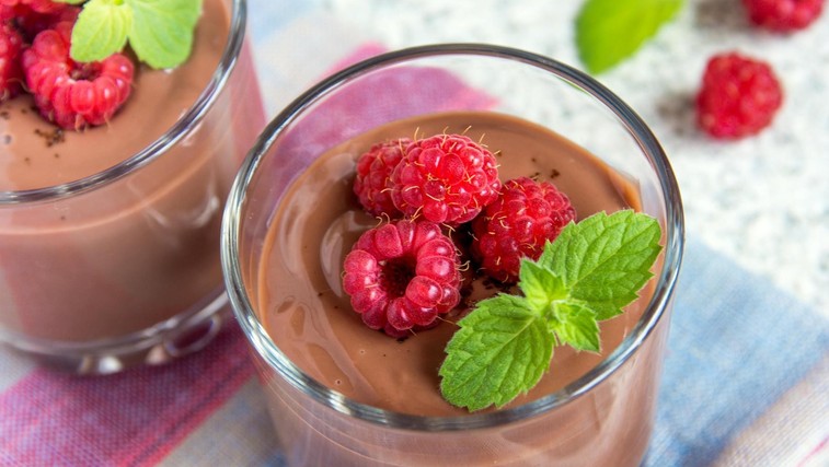 Beljakovinski čokoladni mousse – slasten in kremast (in potrebujete le 5 sestavin) (foto: Profimedia)