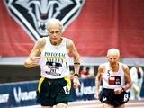 97-letni tekač, ki še vedno tekmuje, razkriva 3 nasvete, s katerimi mu to uspeva