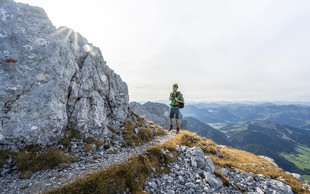 Nova naj planinska pot spada med najdaljše in najzahtevnejše slovenske zavarovane poti! Veste, katera je?