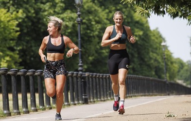 Kaj se zgodi z vašim športnim nastopom in telesom, če tečete pri 30 stopinjah?