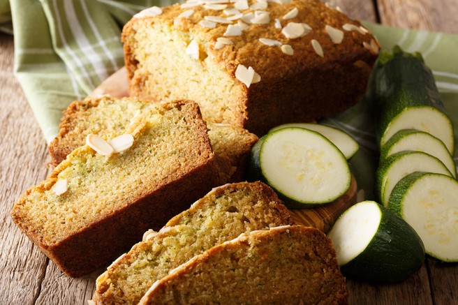 Kako najhitreje pripraviti KRUH Z BUČKAMI in FETA SIROM? (recept)