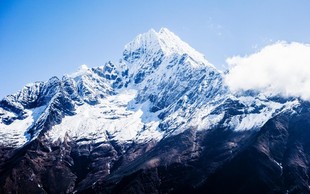 VIDEO: Ekstremni podvigi na Everestu, Grenlandiji, Arktiki in severnem tečaju, Novi gvineji, Patagoniji ... Vse to in še kaj je izvedel Slovenec!