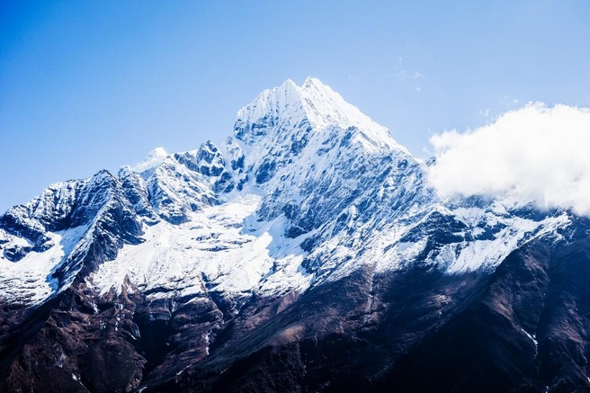 VIDEO: Ekstremni podvigi na Everestu, Grenlandiji, Arktiki in severnem tečaju, Novi gvineji, Patagoniji ... Vse to in še kaj je izvedel Slovenec!