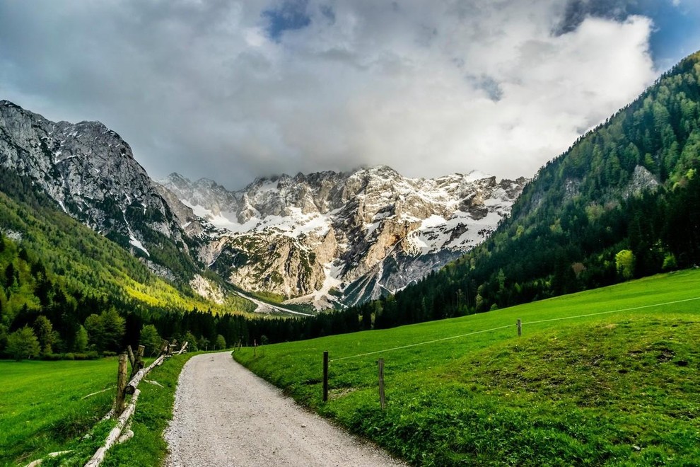 Na koncu se je zahvalil še celi Sloveniji in tistim, ki so jima med obiskom Slovenije pomagali raziskati lepote države, …