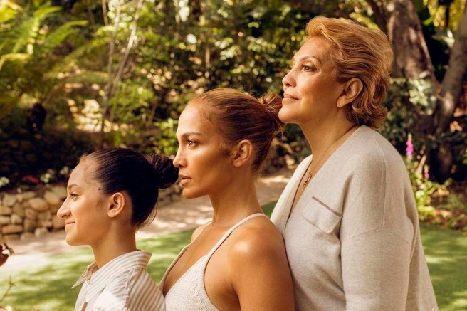 Jennifer Lopez razkrila družinski recept za božansko krompirjevo solato