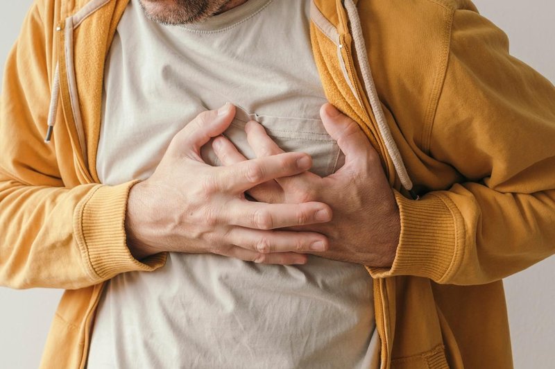 Strokovnjaki razkrivajo opozorilne znake, ki se pojavijo nekaj dni pred srčnim napadom! (foto: Profimedia)