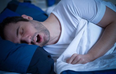 Če se med spanjem pogosto slinite – kaj to razkriva o vašem zdravju
