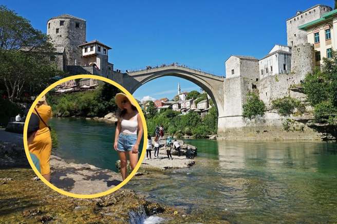 Po spletu zaokrožil posnetek razburjene turistke v Mostarju: "Le kako si drznejo?"