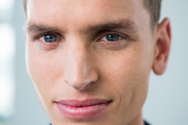 7 znakov, ki razkrijejo, da oseba ni mentalno močna – ima le velik EGO