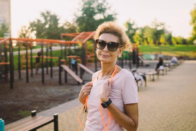 Ali vadba zares ni več primerna za starejše? Odgovarja športna trenerka Tjaša