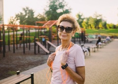 Ali vadba zares ni več primerna za starejše? Odgovarja športna trenerka Tjaša