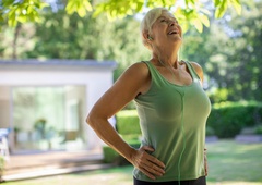 Vadba za starejše: tako boste lahko preprečili nevarne padce (svetuje športna trenerka)