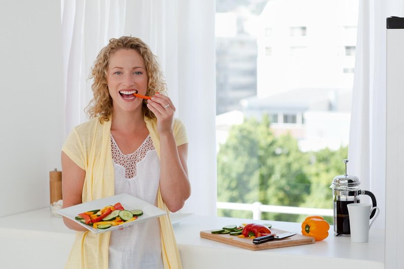 12 najučinkovitejših živil za zagotovoljen občutek sitosti: Posezite polnovrednih živilih, ki vam bodo pomagala, da se boste čez dan počutili bolj polni in zadovoljni (foto: Profimedia)