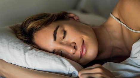 Te spremembe v spalnici vam bodo pomagale do boljšega spanca