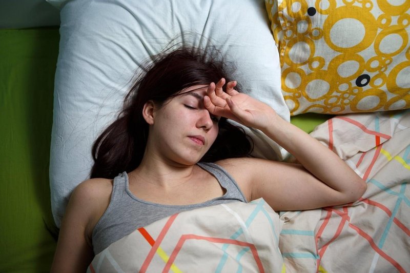 Vadba za lene dni: naredite jo kar v postelji ali na kavču (foto: Profimedia)