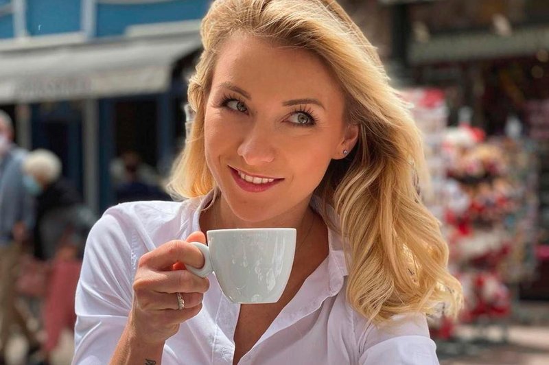 Strokovnjaki odkrili: pitje kave lahko pomanjša vaše prsi! (foto: Profimedia)
