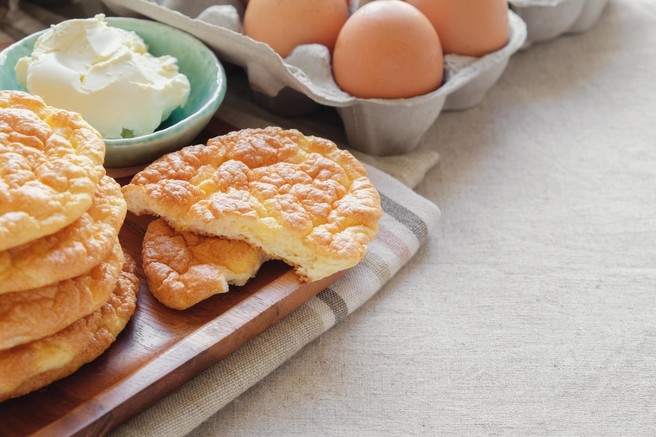 Tako puhastega kruha še niste jedli – TU je recept (potrebujete le 2 sestavini!)