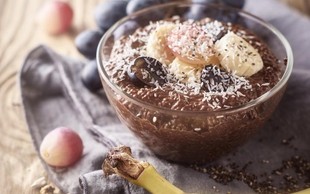Hiter, zdrav in slasten prigrizek: domač čokoladen chia puding, ki bo navdušil sladkosnede!
