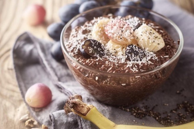 Hiter, zdrav in slasten prigrizek: domač čokoladen chia puding, ki bo navdušil sladkosnede!