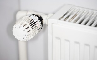 Prihranite energijo: TAKO boste dosegli, da vaši radiatorji grejejo bolj učinkovito