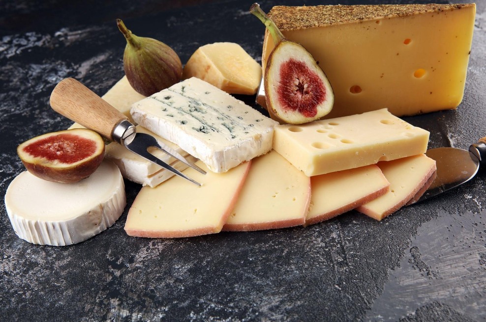 Strokovnjaki prišli do zanimivih ugotovitev: ta vrsta sira zmanjšuje tveganje za demenco (foto: Profimedia)